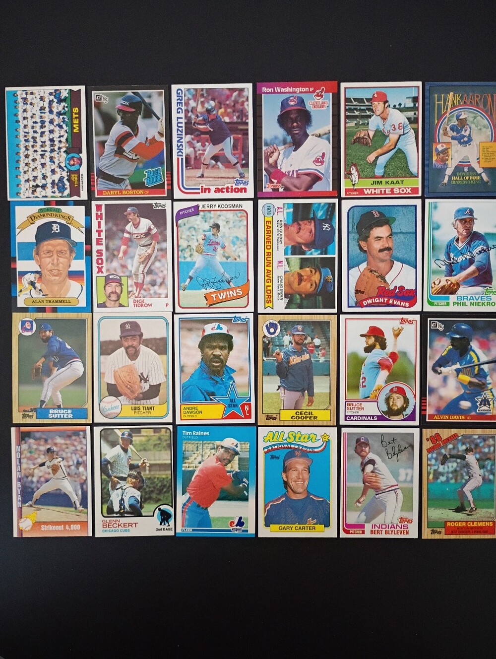 (24) baseball cards 1970s 1980s Nolan Ryan Gary Carter Clemens Tiant Dawson